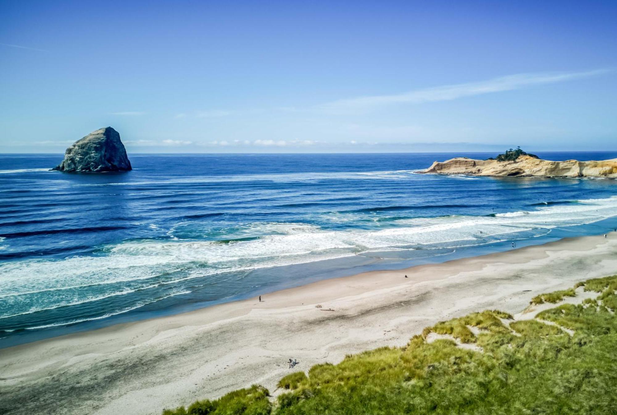 A Mermaids Dream Pacific City Exterior photo